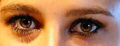Augen Behandlung mit DoIn Massage der Augenbrauen